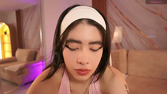 BillieBrownn online show from 04-24-26, 07:05