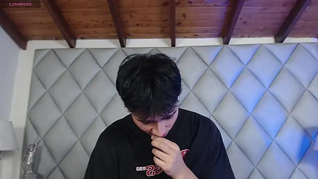 Clement Reyes online show from 11-02-25, 01:13