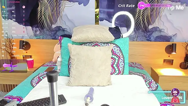 Anabacker01 online show from 10-30-25, 07:58