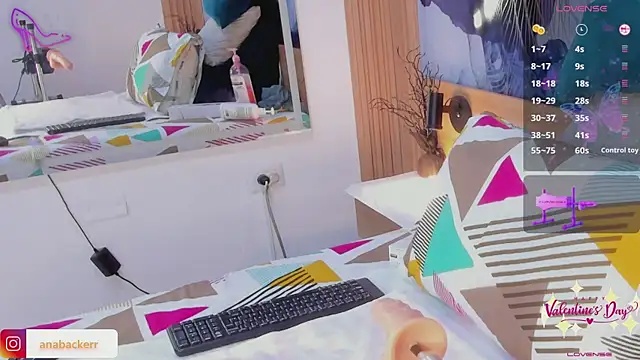 Anabacker01 online show from 02-10-26, 07:51