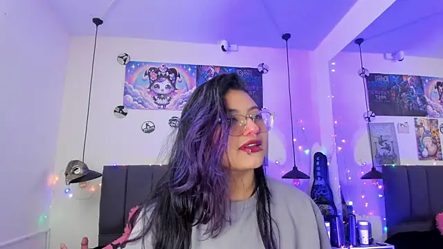 SabrinaV  online show from 06-11-26, 11:19