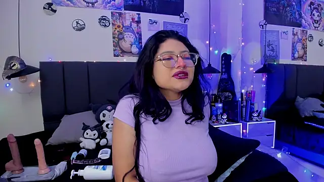SabrinaV  online show from 07-09-26, 11:25