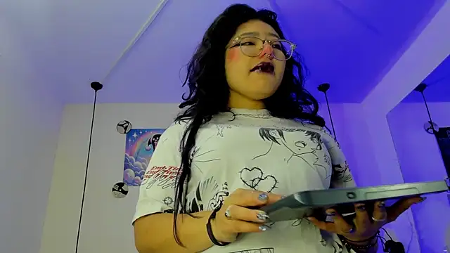SabrinaV  online show from 07-16-26, 11:16