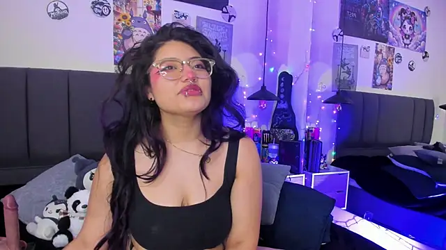 SabrinaV  online show from 07-28-26, 04:39