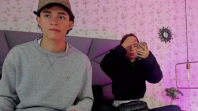 meganandtylerr19 online show from 11-10-25, 01:32