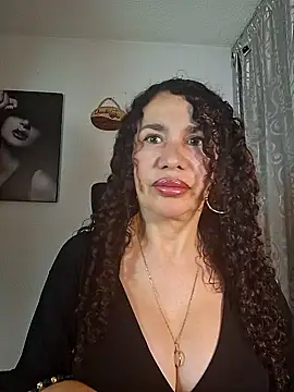 Snapshot of Lina_444 chatting on 12-20-25, 11:45 Lina 444 online show from 12-20-25, 11:45