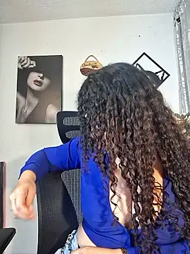 Snapshot of Lina_444 chatting on 01-11-26, 01:32 Lina 444 online show from 01-11-26, 01:32