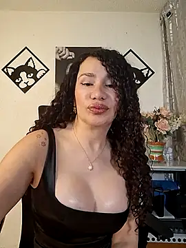 Snapshot of Lina_444 chatting on 02-17-26, 12:29 Lina 444 online show from 02-17-26, 12:29