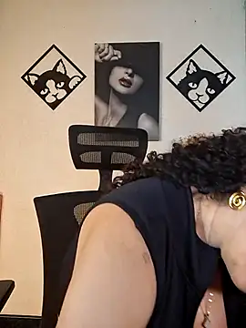 Snapshot of Lina_444 chatting on 03-01-26, 12:01 Lina 444 online show from 03-01-26, 12:01