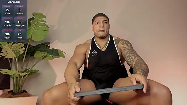 chrizmacgregor online show from 10-24-25, 12:19