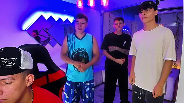 Houseofwarrios online show from 12-21-25, 05:36