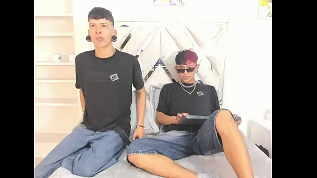 DemianSalvatore online show from 09-30-25, 12:43