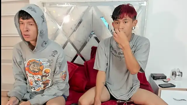 DemianSalvatore online show from 10-20-25, 02:12