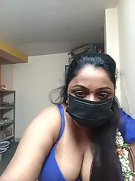 Snapshot of queendivya chatting on 02-24-26, 01:20 queendivya online show from 02-24-26, 01:20