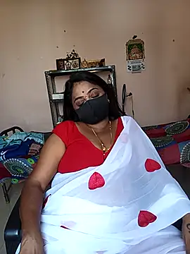 Snapshot of queendivya chatting on 05-14-26, 05:14 queendivya online show from 05-14-26, 05:14
