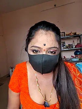 Snapshot of queendivya chatting on 05-24-26, 09:36 queendivya online show from 05-24-26, 09:36