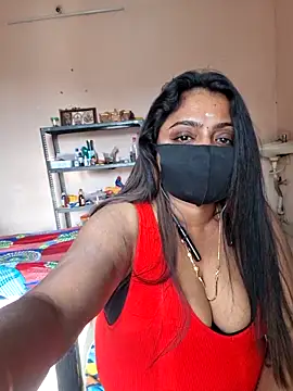 Snapshot of queendivya chatting on 06-10-26, 10:36 queendivya online show from 06-10-26, 10:36