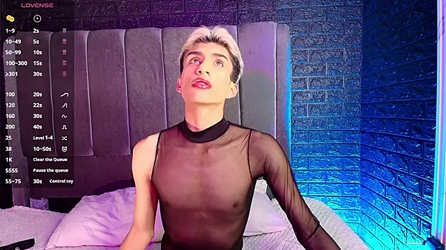 Erick Velveth online show from 11-14-25, 05:39