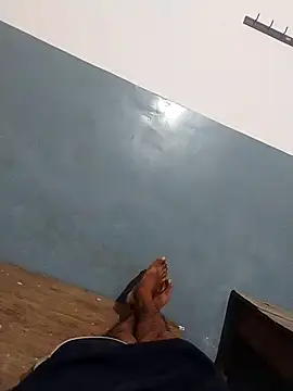 Snapshot of VickyMonster5 chatting on 10-17-25, 01:14 VickyMonster5 online show from 10-17-25, 01:14