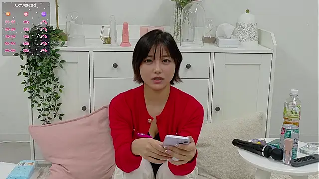 OnigiriJapan online show from 12-18-25, 06:41