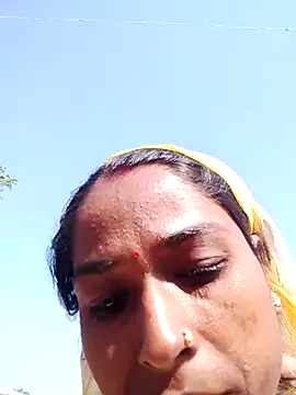 Hot reshmaji online show from 11-11-25, 04:45