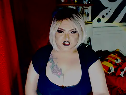 Snapshot of misstresbigcockXXp chatting on 09-19-25, 04:25 misstresbigcockXXp online show from 09-19-25, 04:25