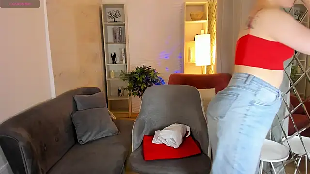 Layla Glam online show from 04-01-26, 01:23