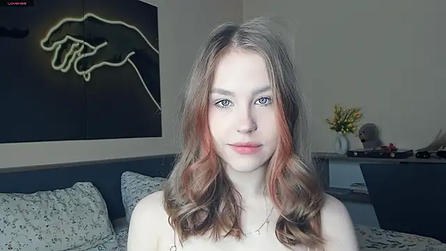 MaliaBourraine online show from 04-04-26, 07:17