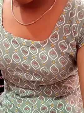 pari rani7 online show from 02-08-26, 03:54