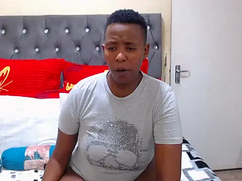 Snapshot of SexyCurves96 chatting on 10-08-25, 09:01 SexyCurves96 online show from 10-08-25, 09:01