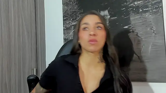 Snapshot of KAYLA_BATISTA_ chatting on 02-15-26, 11:45 KAYLA BATISTA online show from 02-15-26, 11:45