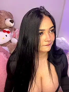 Snapshot of Mericute_ chatting on 10-31-25, 02:23 Mericute online show from 10-31-25, 02:23