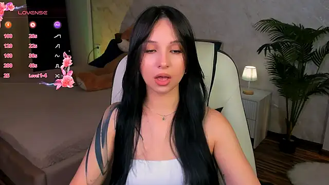 StarlitFairy online show from 10-17-25, 05:21