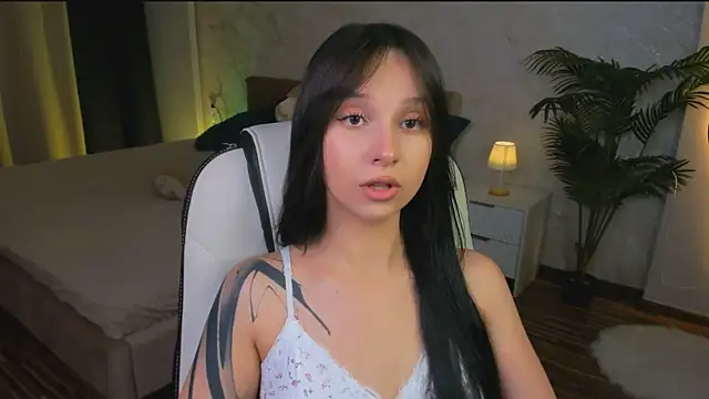 StarlitFairy online show from 10-22-25, 05:19