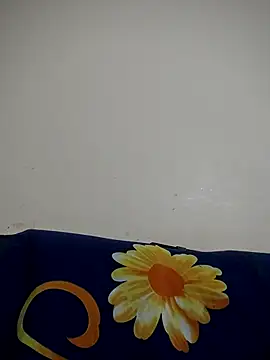 sweetqueen143 online show from 10-24-25, 04:20