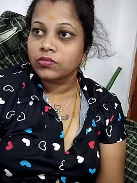 sweetqueen143 online show from 05-15-26, 11:12