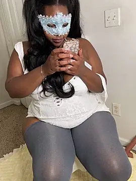 Snapshot of EbonyPwincess chatting on 10-13-25, 08:09 EbonyPwincess online show from 10-13-25, 08:09