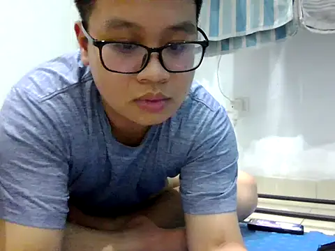Snapshot of loveninja chatting on 03-18-26, 01:03 loveninja online show from 03-18-26, 01:03