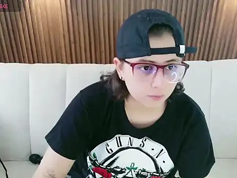 dirty feelena online show from 05-17-26, 03:41