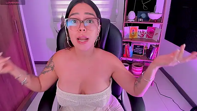 TaniaVelvet online show from 04-22-26, 04:41