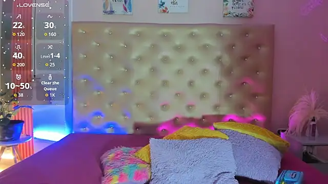 Snapshot of _jade_01 chatting on 11-20-25, 12:38 jade 01 online show from 11-20-25, 12:38