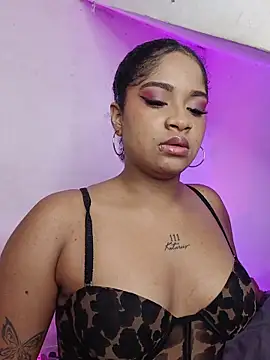 camilafoox7 online show from 10-09-25, 11:58