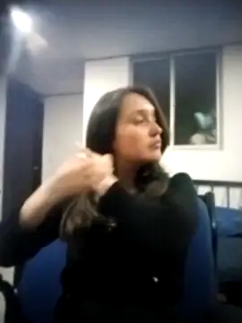 Snapshot of Karla-giraldo_ chatting on 11-09-25, 05:17 Karla-giraldo online show from 11-09-25, 05:17