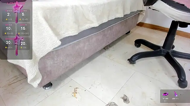 ZOE ROSE4 online show from 10-02-25, 08:05