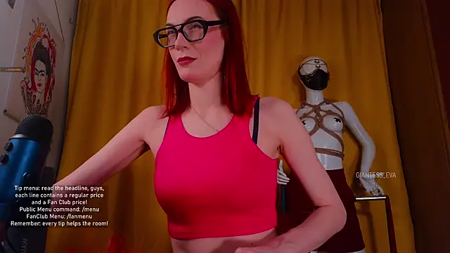 Snapshot of Giantess_Eva chatting on 10-23-25, 05:33 Giantess Eva online show from 10-23-25, 05:33