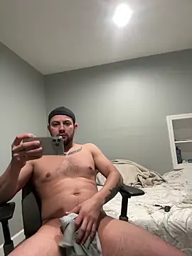 Snapshot of Melvin-92 chatting on 02-06-26, 06:18 Melvin-92 online show from 02-06-26, 06:18