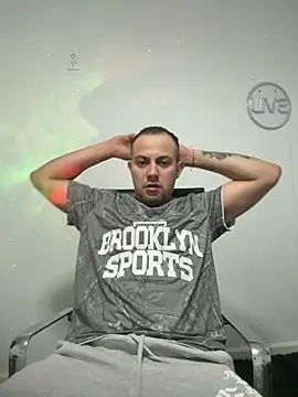 Melvin-92 online show from 07-17-26, 04:19