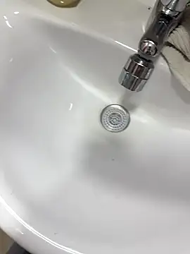 Snapshot of tusmuertos420 chatting on 10-27-25, 07:29 tusmuertos420 online show from 10-27-25, 07:29