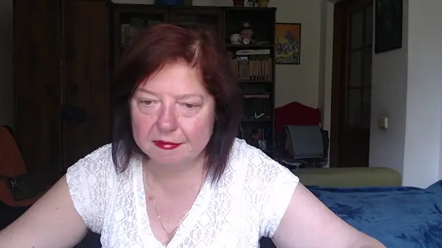 Snapshot of Violet_Pulse chatting on 07-27-26, 12:23 Violet Pulse online show from 07-27-26, 12:23