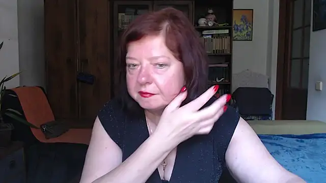 Snapshot of Violet_Pulse chatting on 07-28-26, 12:12 Violet Pulse online show from 07-28-26, 12:12